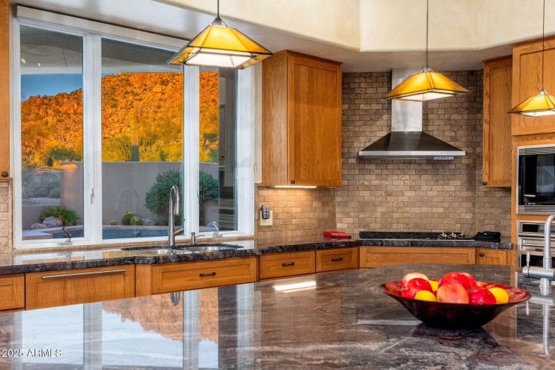 Kitchen Sink Mountain Views