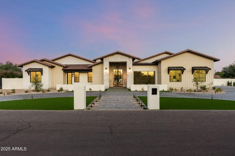 70-web-or-mls-10809-n-82nd-pl