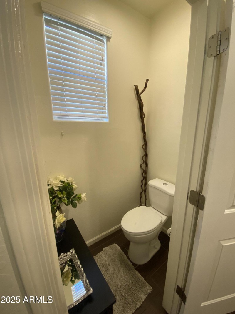 Master Private Commode