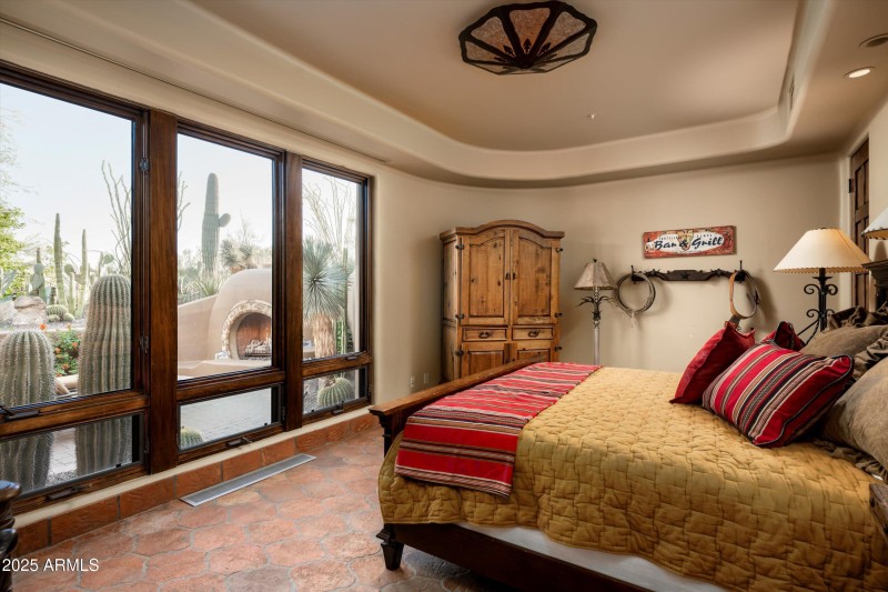 043-8681 E Artisan Pass -45