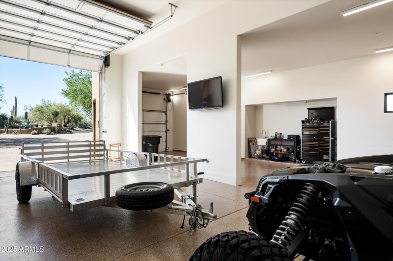 050-8681 E Artisan Pass -52