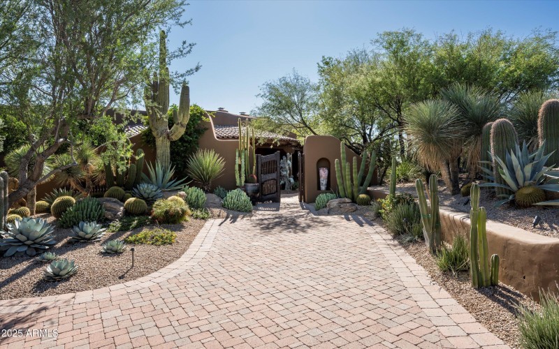 095-8681 E Artisan Pass -86