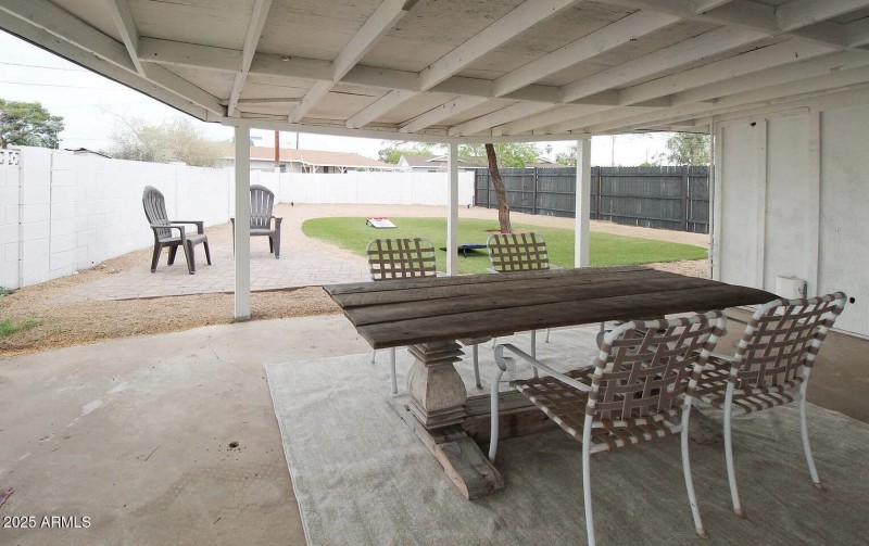 Spacious covered patio