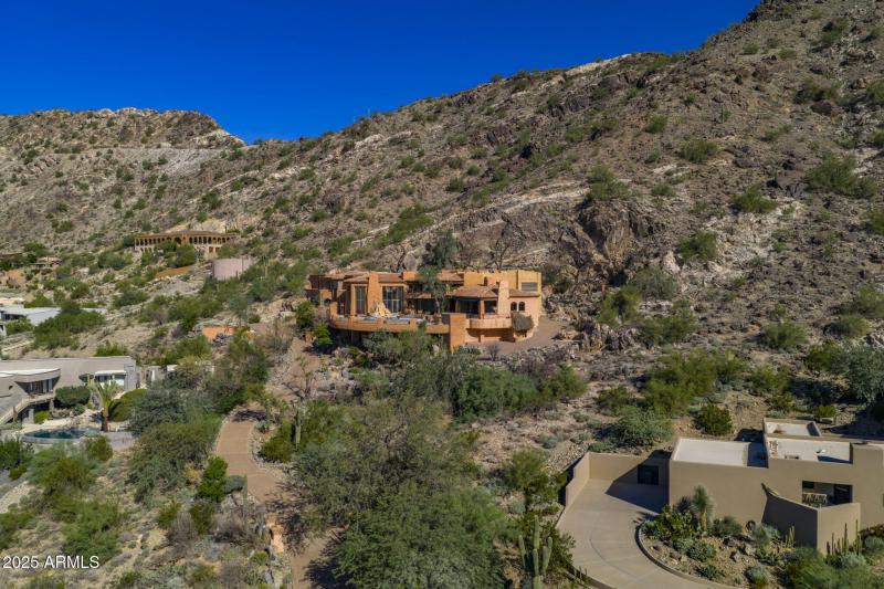 5-web-or-mls-DJI_20251017092520_0109_D