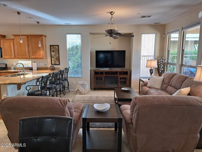 Resized_20250325_091617_1744910449306_17