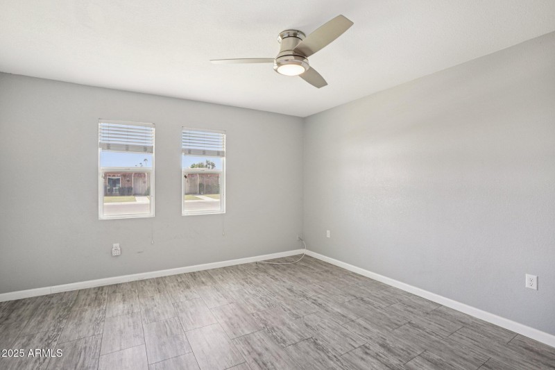 18-web-or-mls-W Forrester Dr-S1209-016