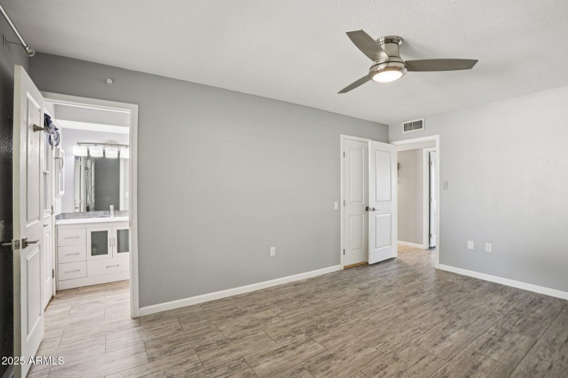 25-web-or-mls-W Forrester Dr-S1209-021