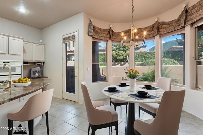 Kitchen & Dining Suite_VS