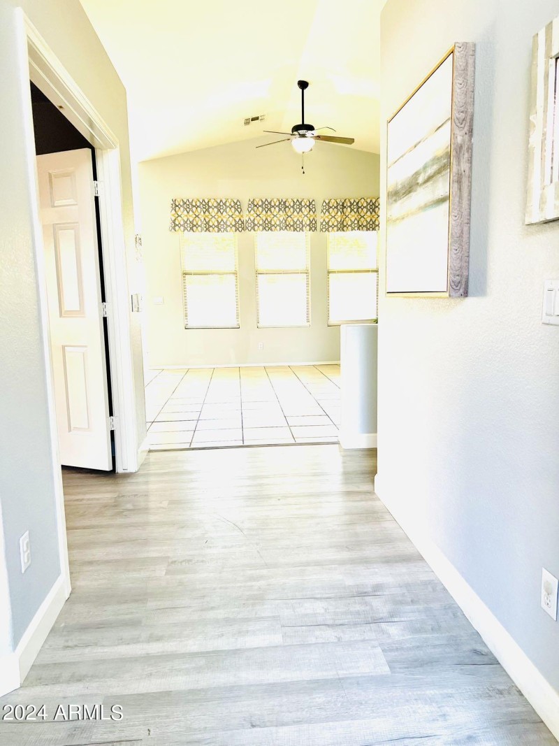 42118856d19ab16e64bb4d66cbb52e80