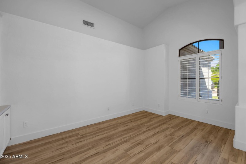 12-web-or-mls-322A7157