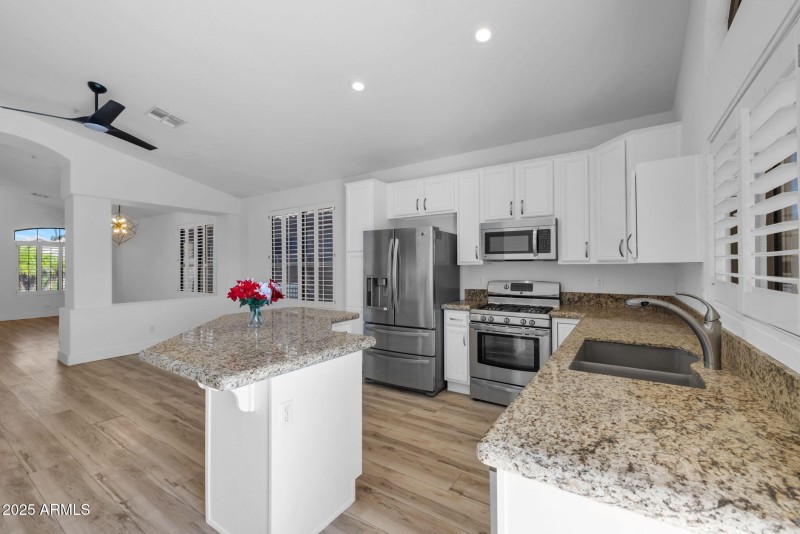 26-web-or-mls-322A7337