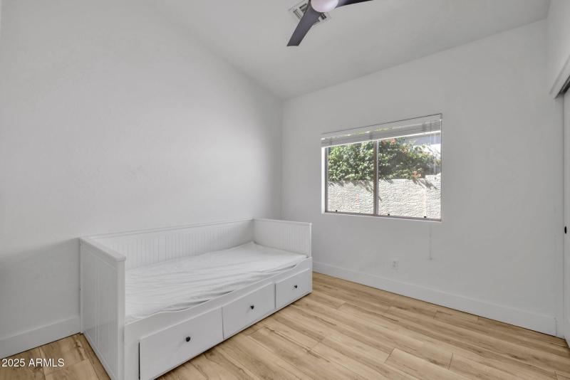 31-web-or-mls-322A7076