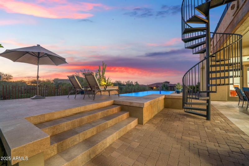 53-web-or-mls-10302 S 16th Ave - MLS Ima