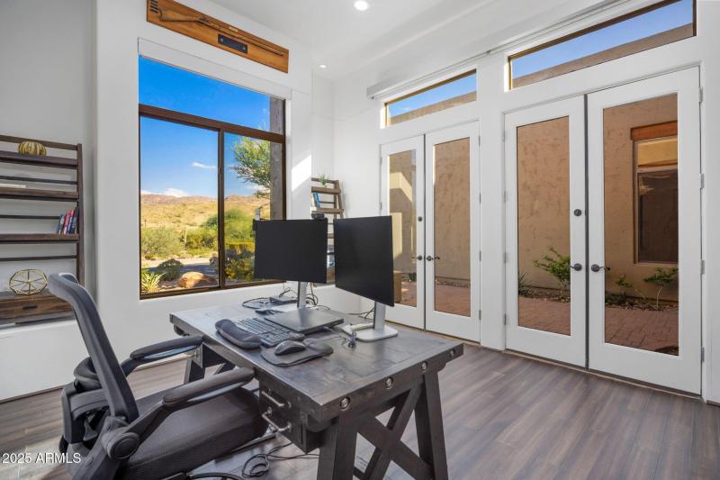 25-web-or-mls-10302 S 16th Ave - MLS Ima