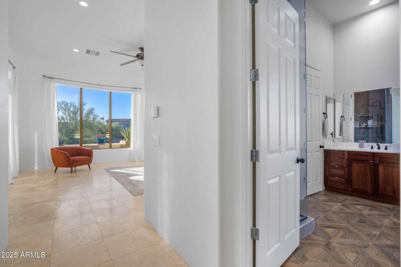 28-web-or-mls-10302 S 16th Ave - MLS Ima