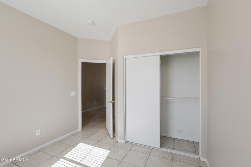 1006892.2636 S 89TH AVE - Bedroom