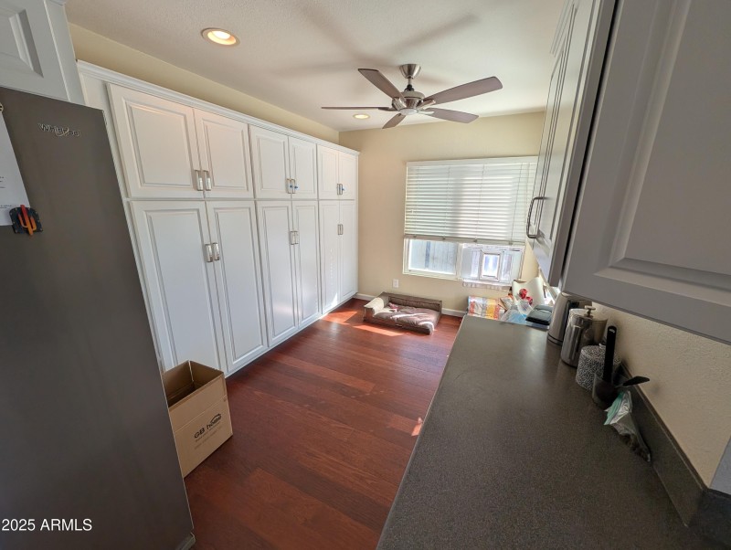 PXL_20251020_165624193