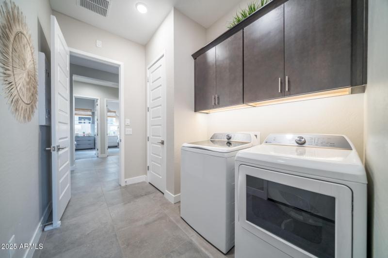 3830 S Gladiolus Circle