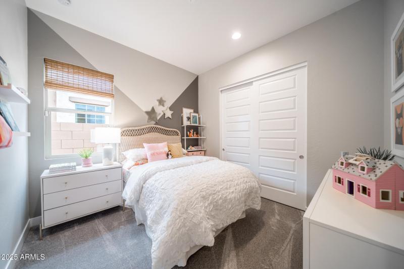 3830 S Gladiolus Circle