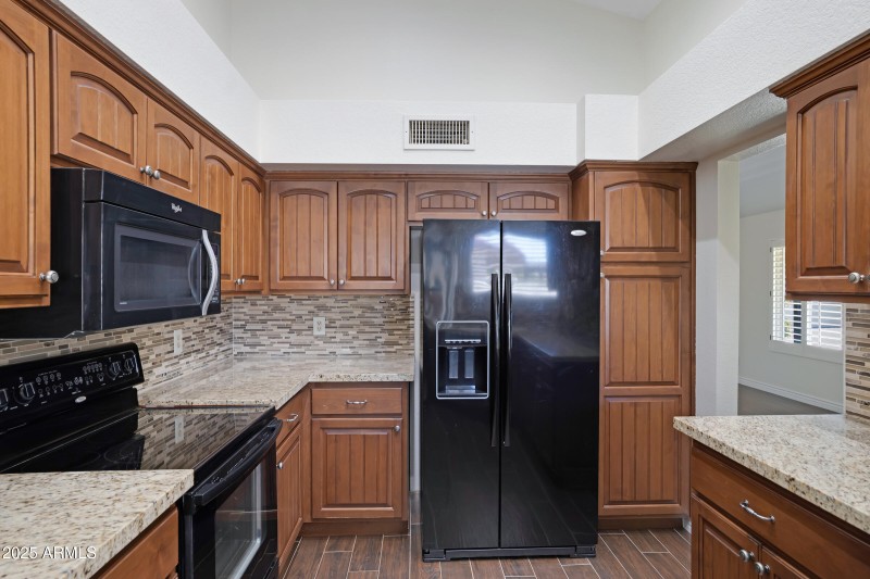 16 13010 S 42nd St-16