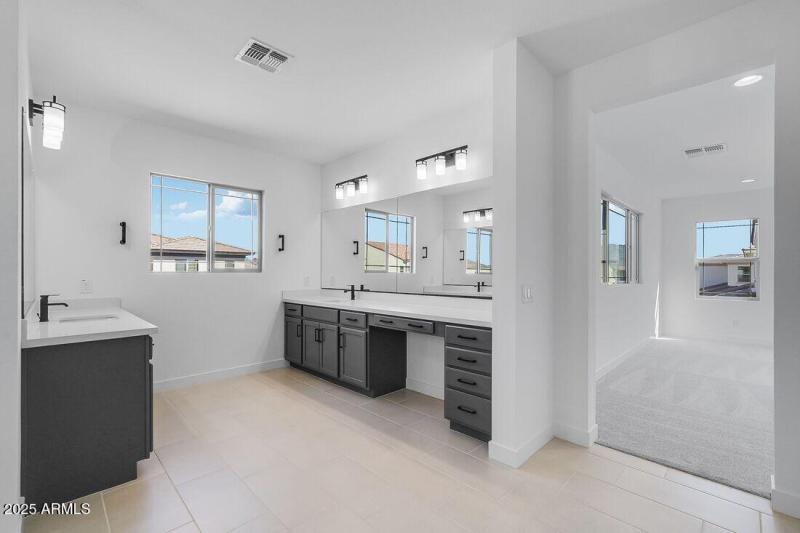 hj-az-phoenix-aloravita-south-discovery-