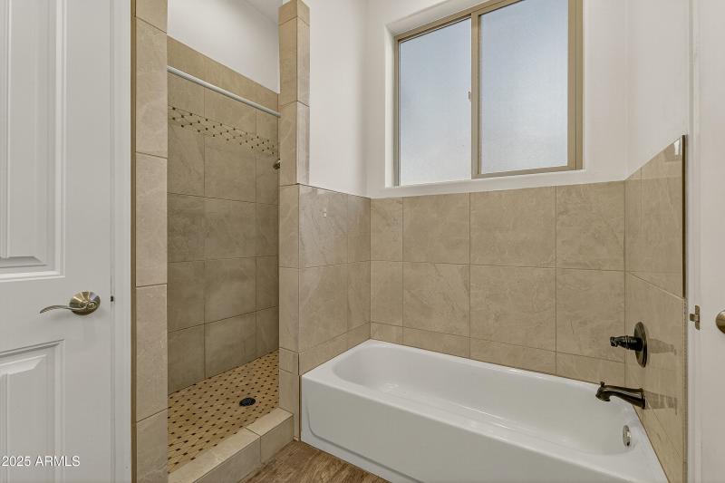 2868 W Highland Meadows Dr