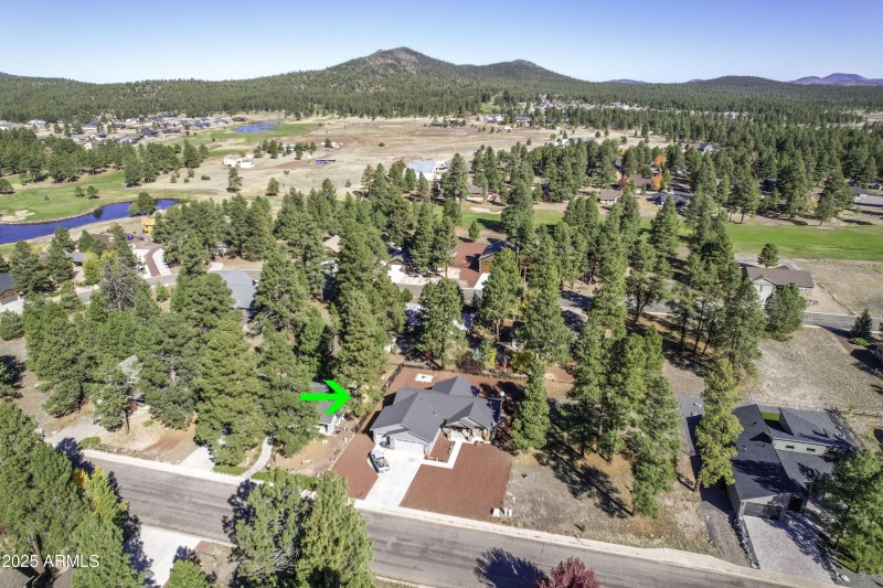 2868 W Highland Meadows Dr