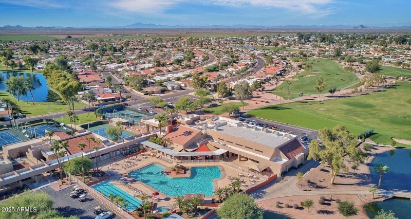 Cottonwood Country Club pool - arial vie