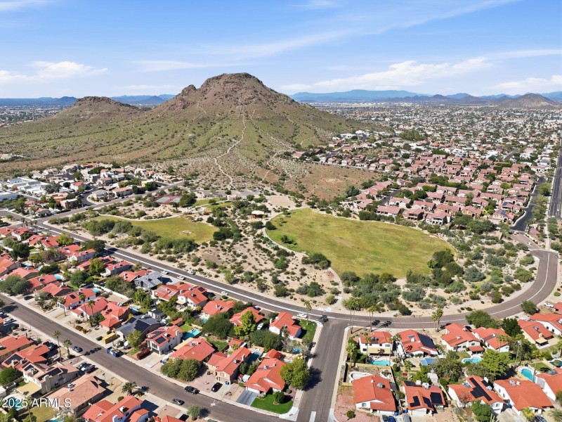 Lookout Mountain Park five minute walk