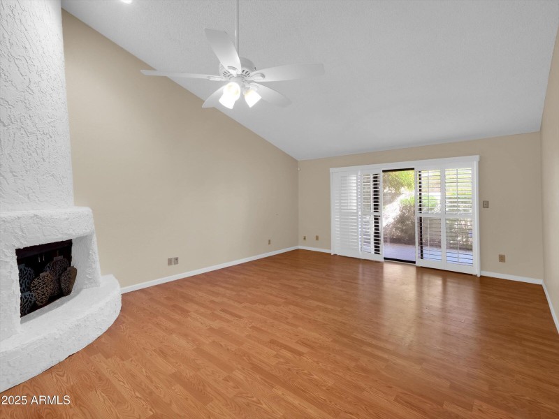 17-5135 N 78th Street-17