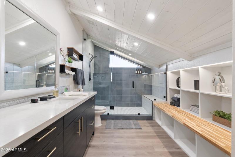 17-web-or-mls-PML09263