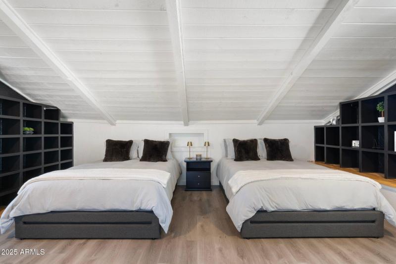 18-web-or-mls-PML09269