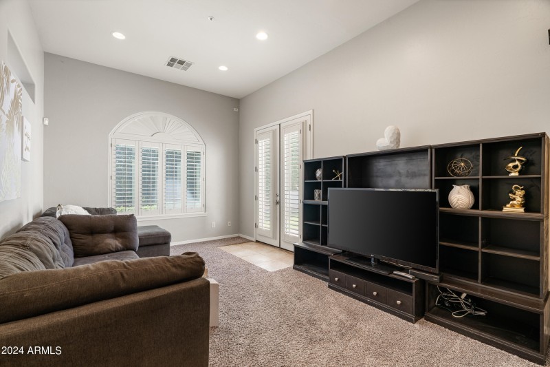 8685 E ASTER Dr (37 of 38)