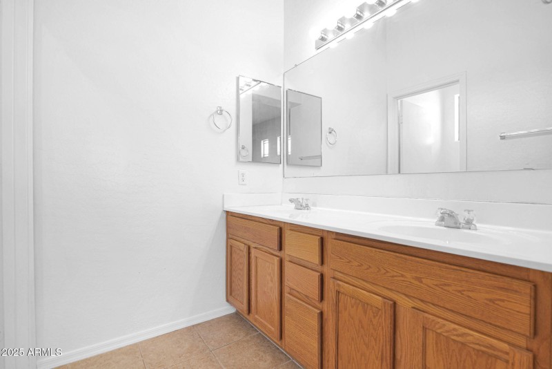 23-web-or-mls-P1348539