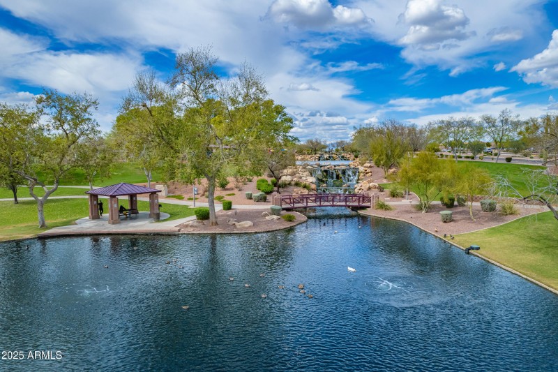 72_016_a4m_anthemphx-hdr