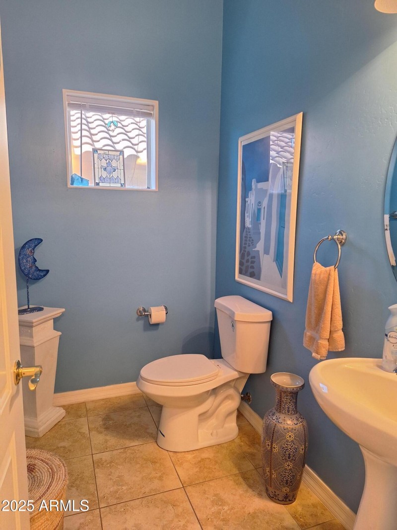 4th Bathroom- Powder room