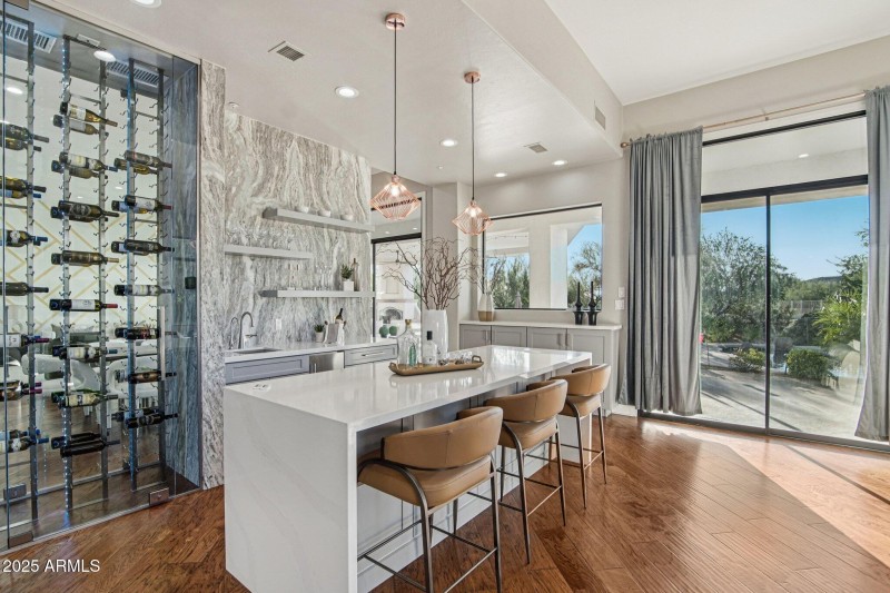 Custom bar/wine display