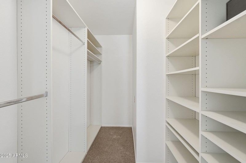 master walkin closet