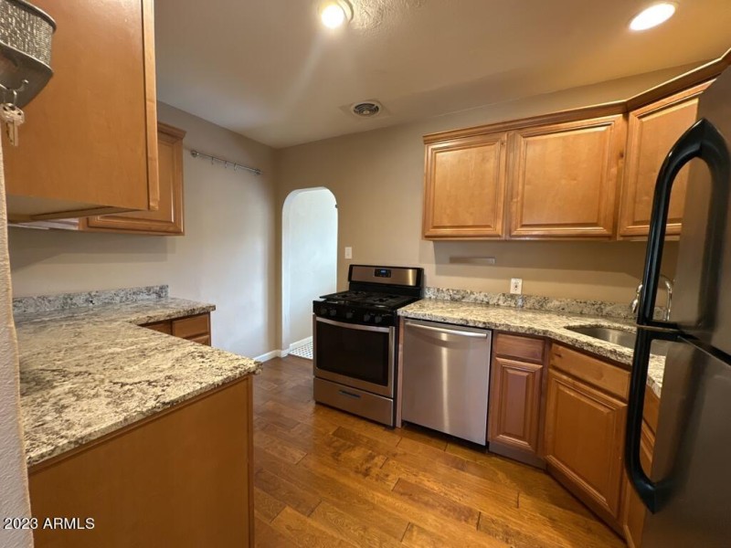 1690654218e1affa90b9fd4b7b84c9a1dc1bdabd