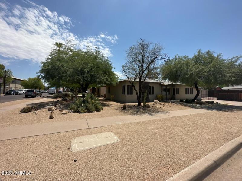 16906563692466c15f91214c69a55c9694ebe151