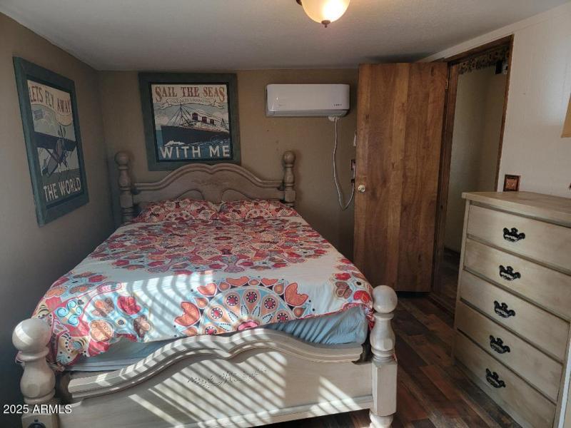 3701 guest bedroom