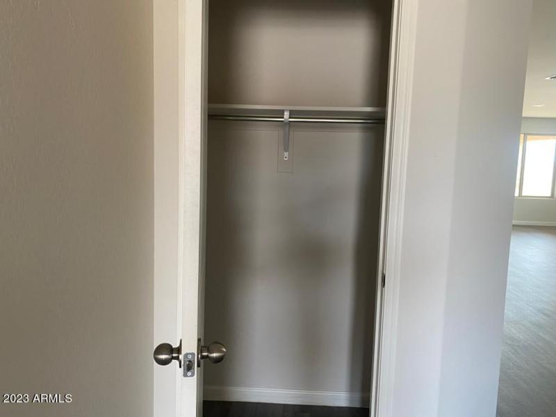 fe522c4a-0c4b-42f2-aae5-590fceec8c34