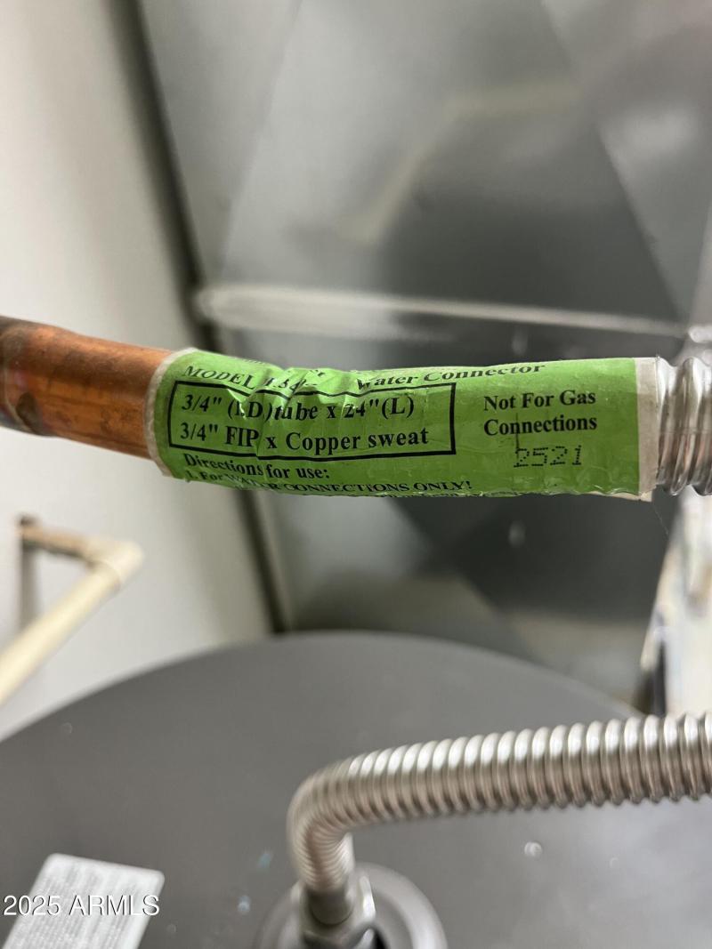 WATER UNIT - UTILITY ROOM OFF GYM(2)