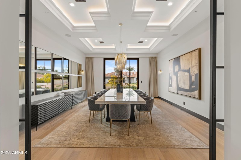 18-web-or-mls-6324-e-cochise-rd