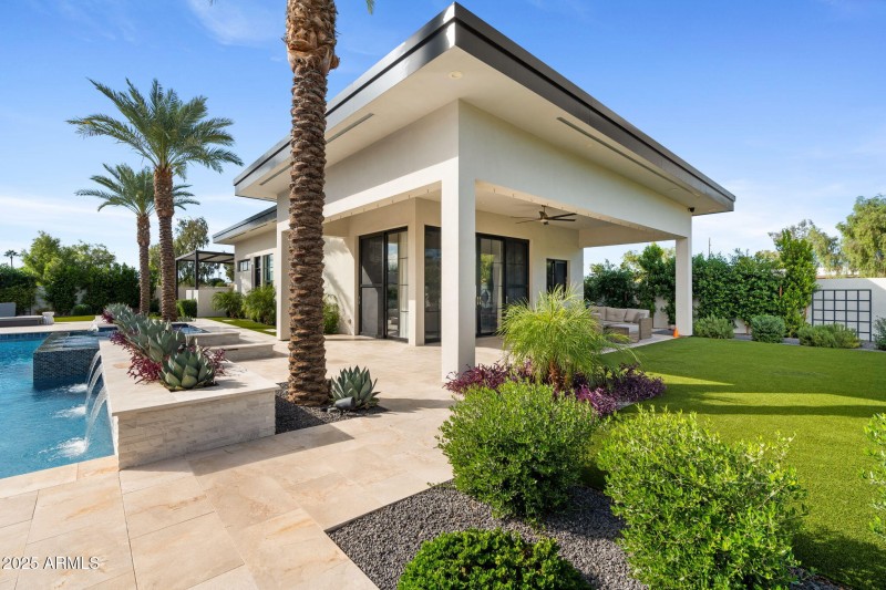 50-web-or-mls-6324-e-cochise-rd