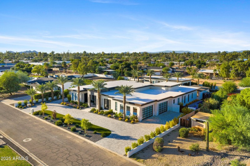 73-web-or-mls-6324-e-cochise-rd