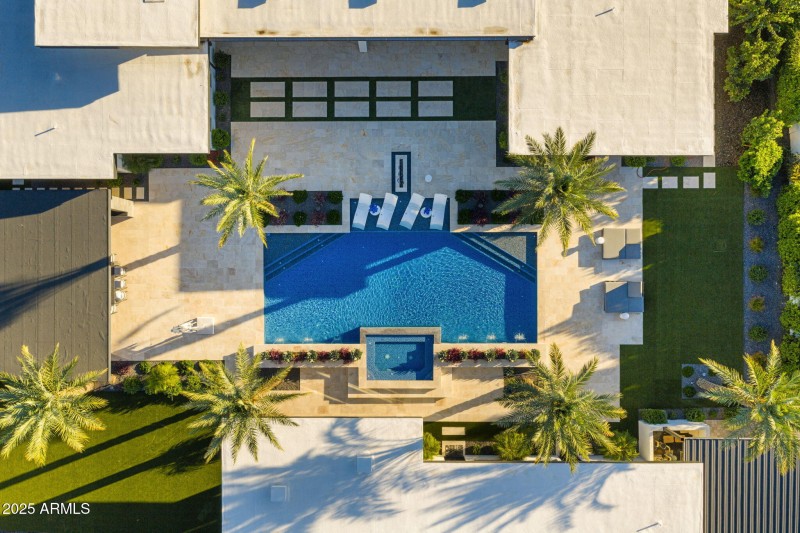 78-web-or-mls-6324-e-cochise-rd