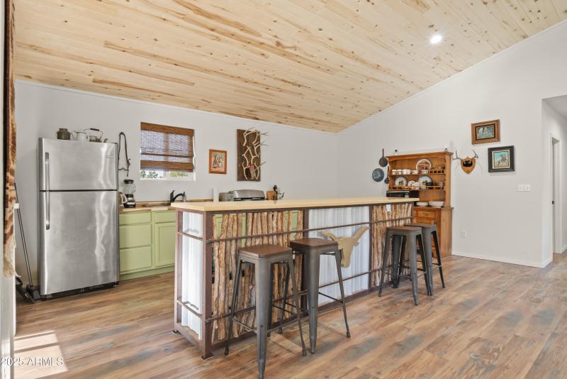 3555 W Stafford Rd00028