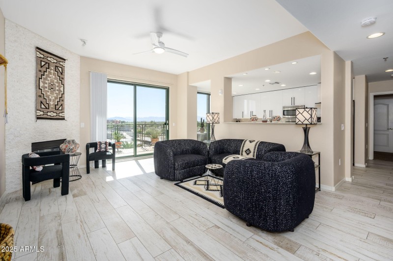 Gorgeous Wood-Like Ceramic Floors!