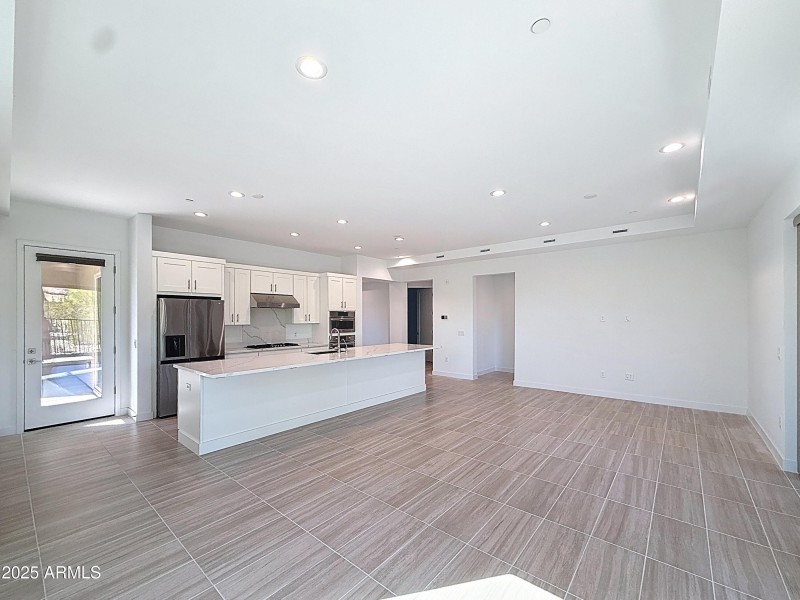 11673-n-136-st-scottsdale_00002